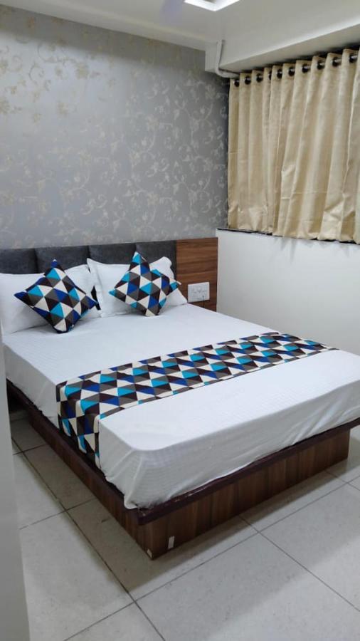 Hotel Atlanta Amhedabad Dış mekan fotoğraf