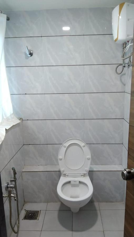 Hotel Atlanta Amhedabad Dış mekan fotoğraf
